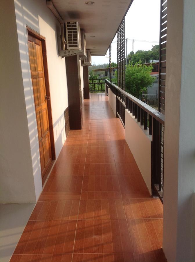 Poonsap Apartment Ban Ai Dao Esterno foto